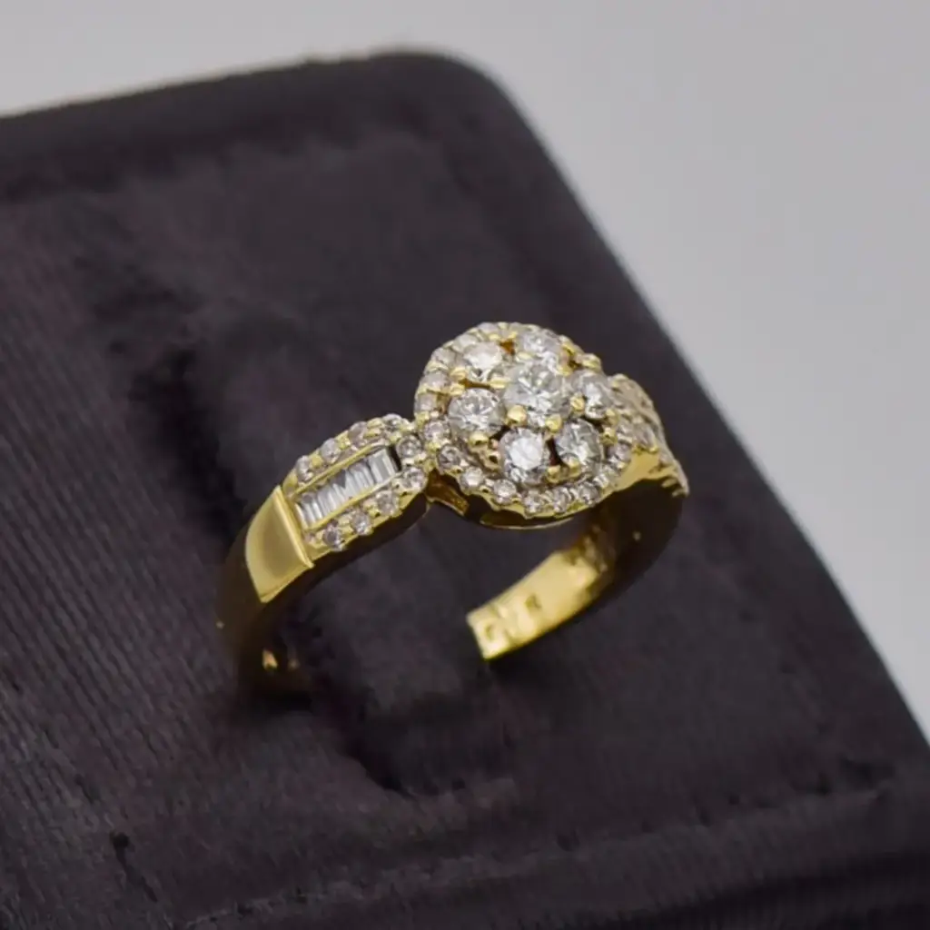 18ct Yellow Gold Dress Ring - View 2