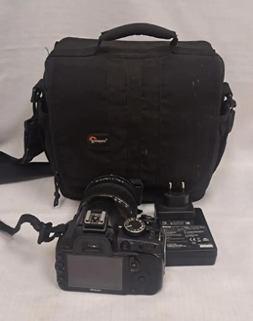 Nikon D3100 Digital Camera - View 3