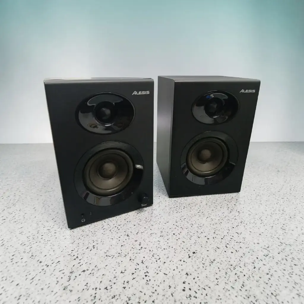 Alesis Elevate 3 Powered Desktop Studio Monitors (Pair)