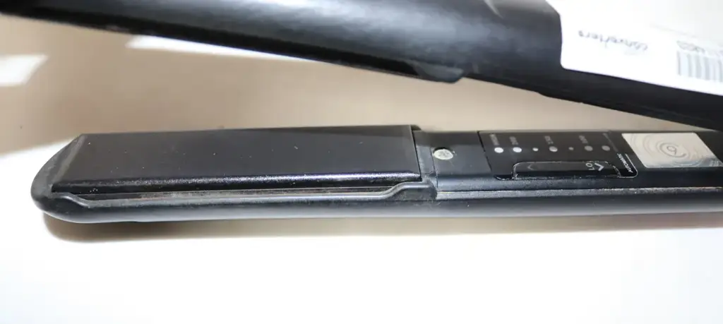 Cloud Nine C9-M1.2 The Original Iron Hair Straightener - View 3