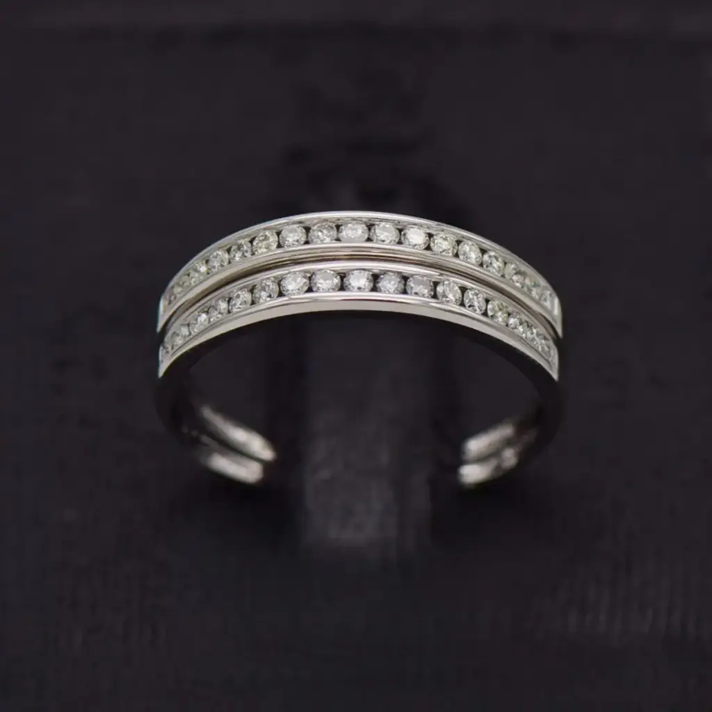 18ct White Gold Half Eternity Ring Twin-Set