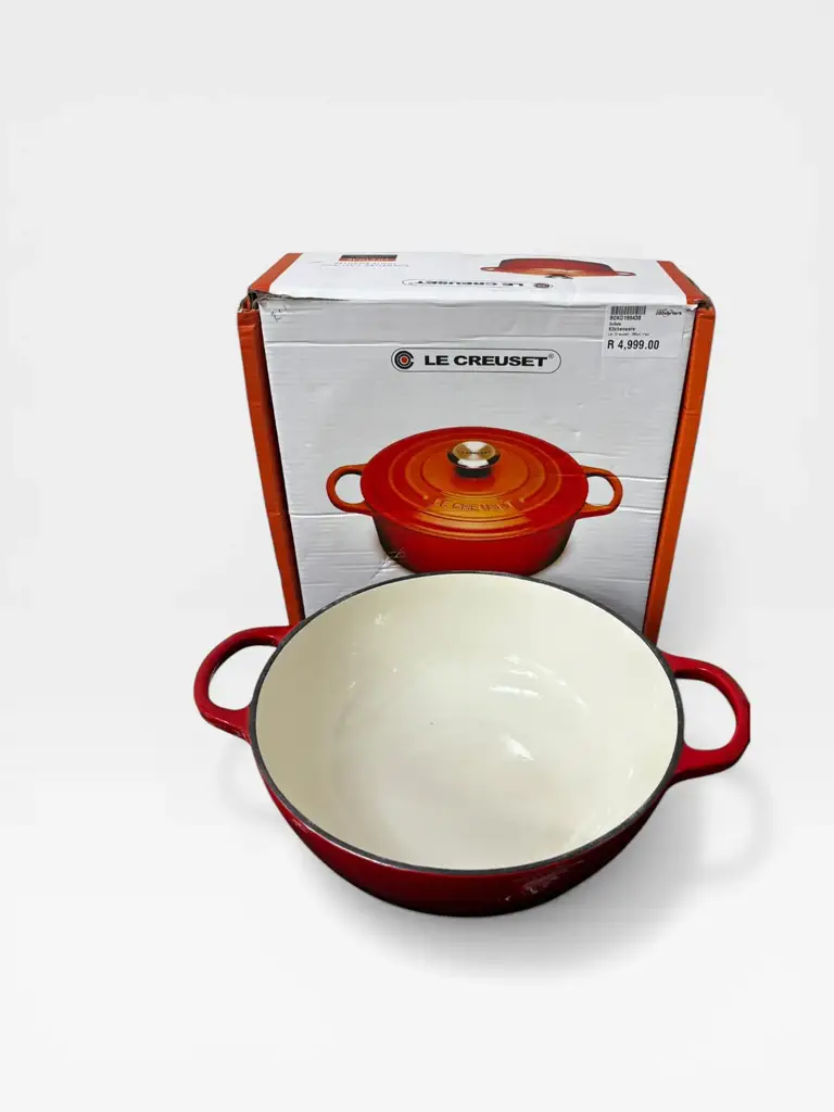 Le Creuset 28cm Dish - Red - View 2