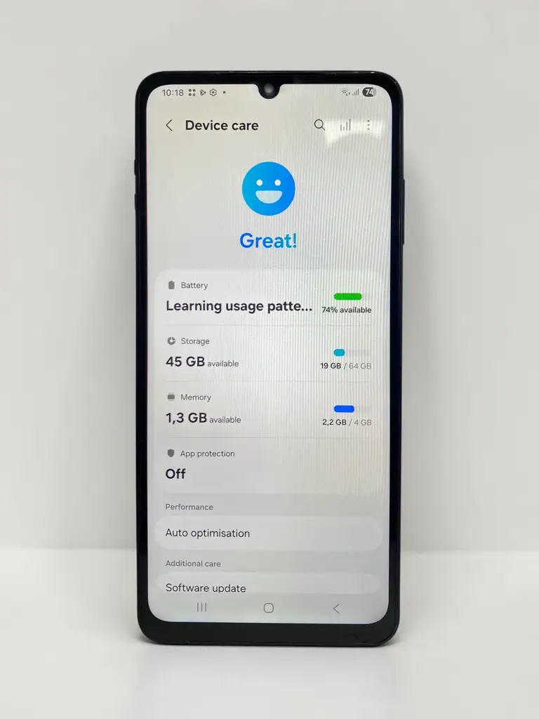 Samsung Galaxy A06 (64Gb) Smartphone - View 3