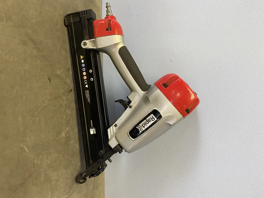 Rapid Pro Pb161 Pneumatic Nailer