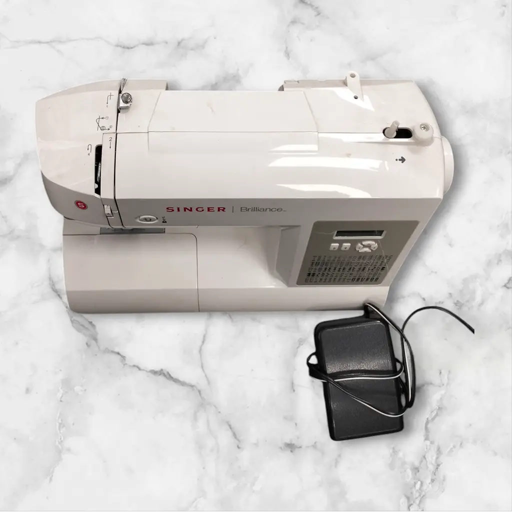 Singer 6180 - View 2