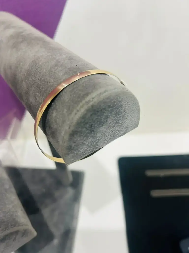 9Ct Bangle 5.16Gm Bangle - View 3