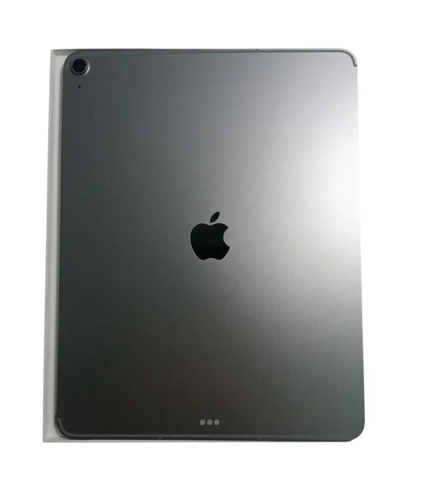Ipad Air M4 Chip 13" Wifi And Cell - Brand New Condition - View 4