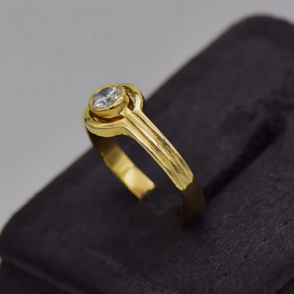 9ct Yellow Gold Dress Ring - View 3