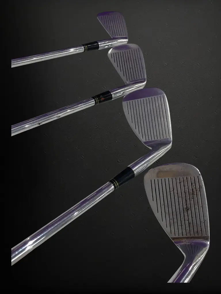 Mizuno Silver Cup Muscleback (Left Hand) Iron Set Of 4. - View 2