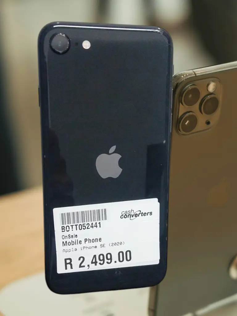 Apple Iphone Se (2020) - View 2