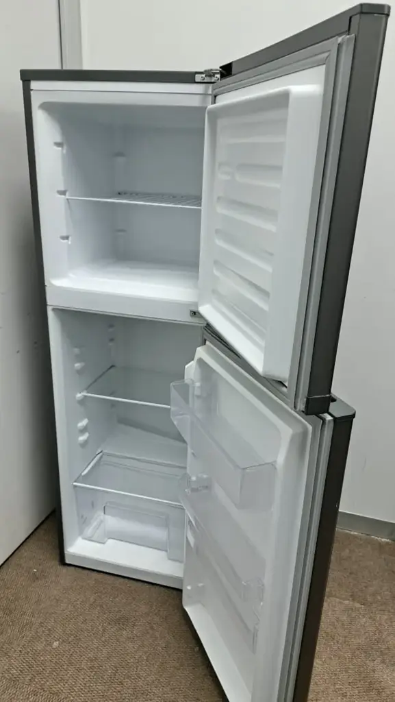 Kic 170L Top Freezer Fridge Ktf518/2 Grey - View 2