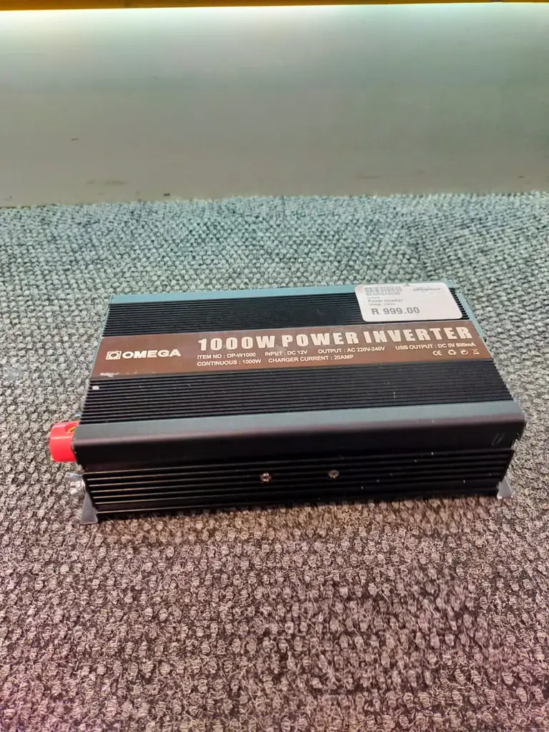 Omega 1000W Power Inverter - View 2
