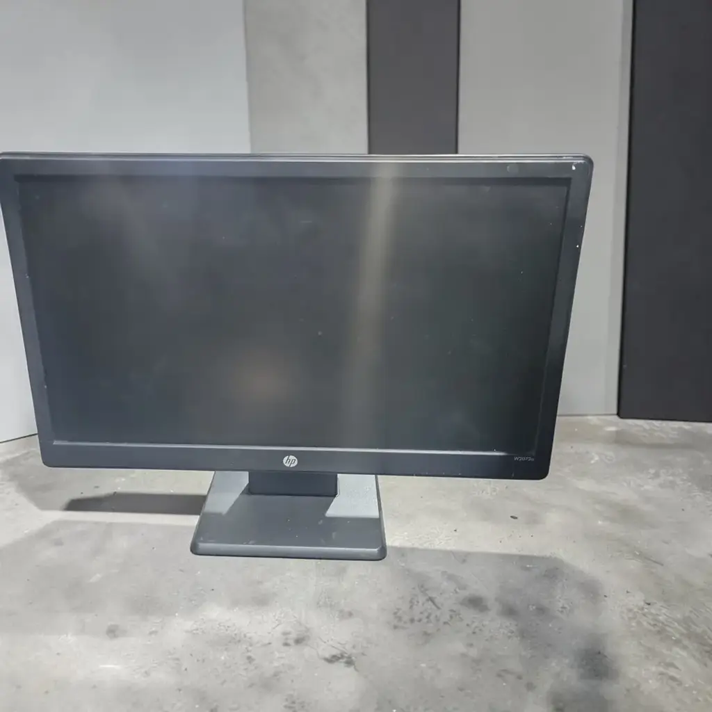 Proline V146r7k Gaming Laptop