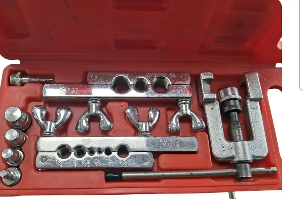 Dszh 12 Piece Flaring Tool Kit - View 2