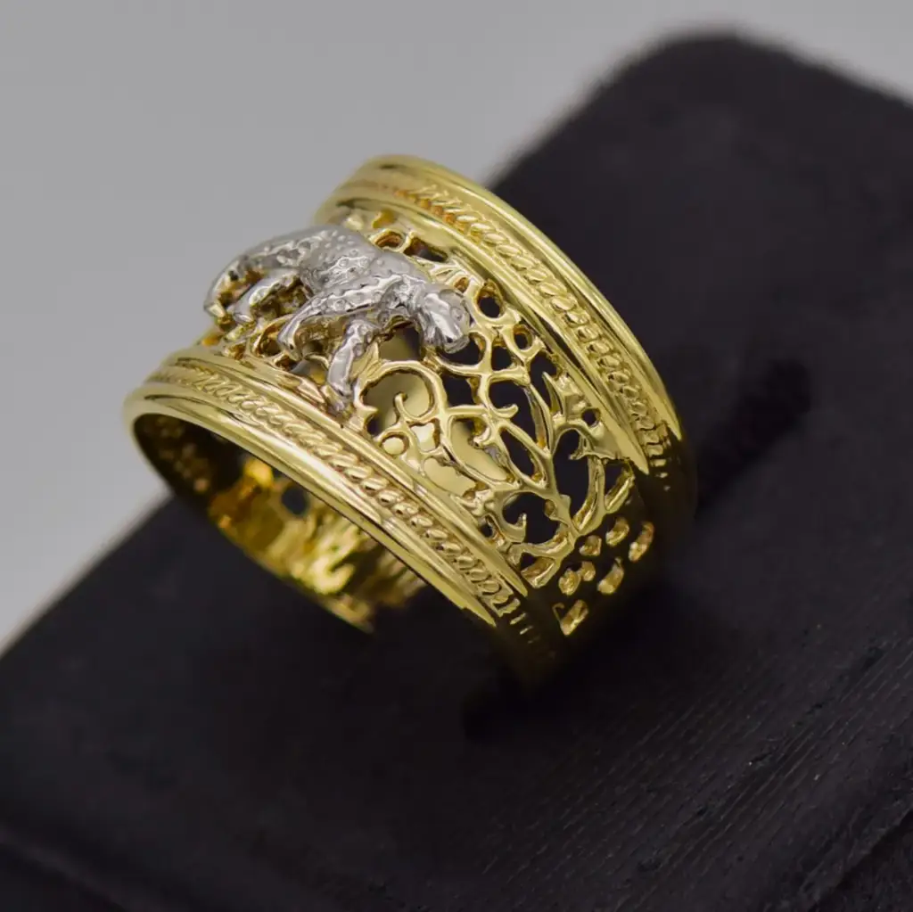 9ct Yellow Gold Dress Ring - View 3