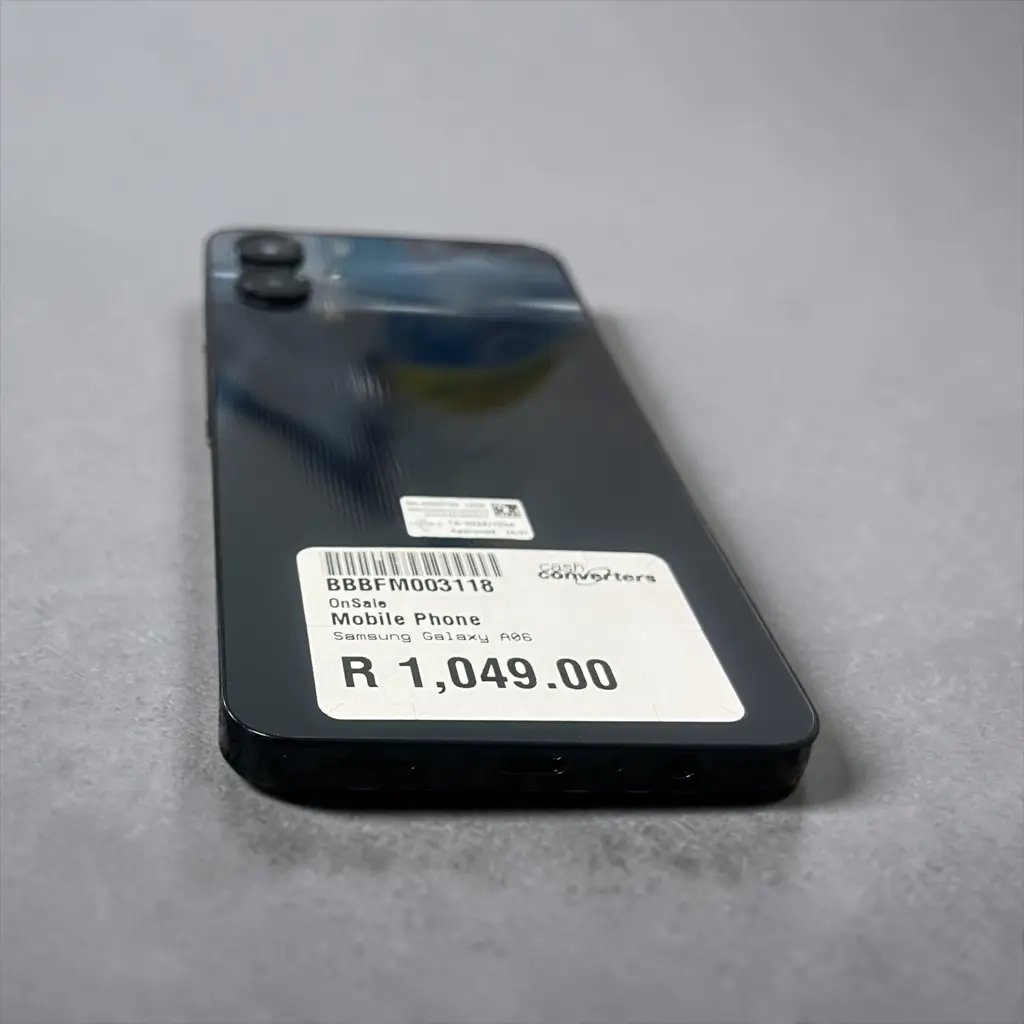 Samsung Galaxy A06 Cell Phone - View 2