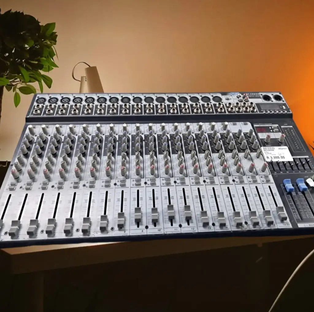 Hybrid Mc-20Usb Dj Mixer