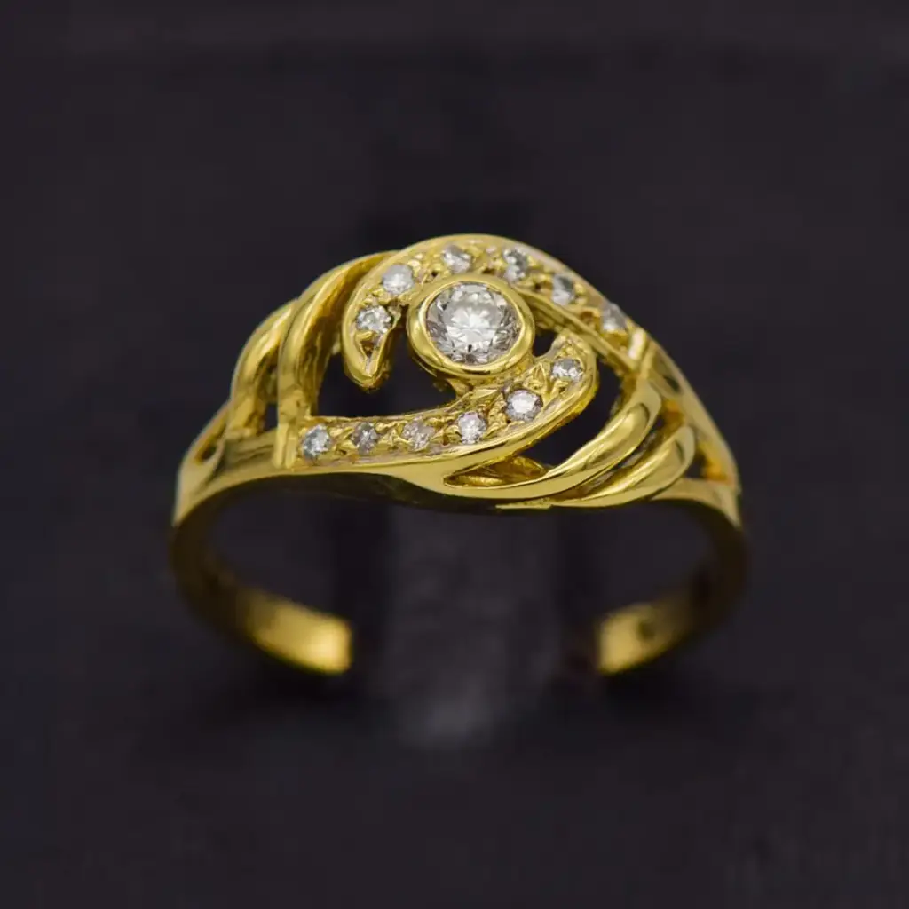 18ct Yellow Gold Dress Ring