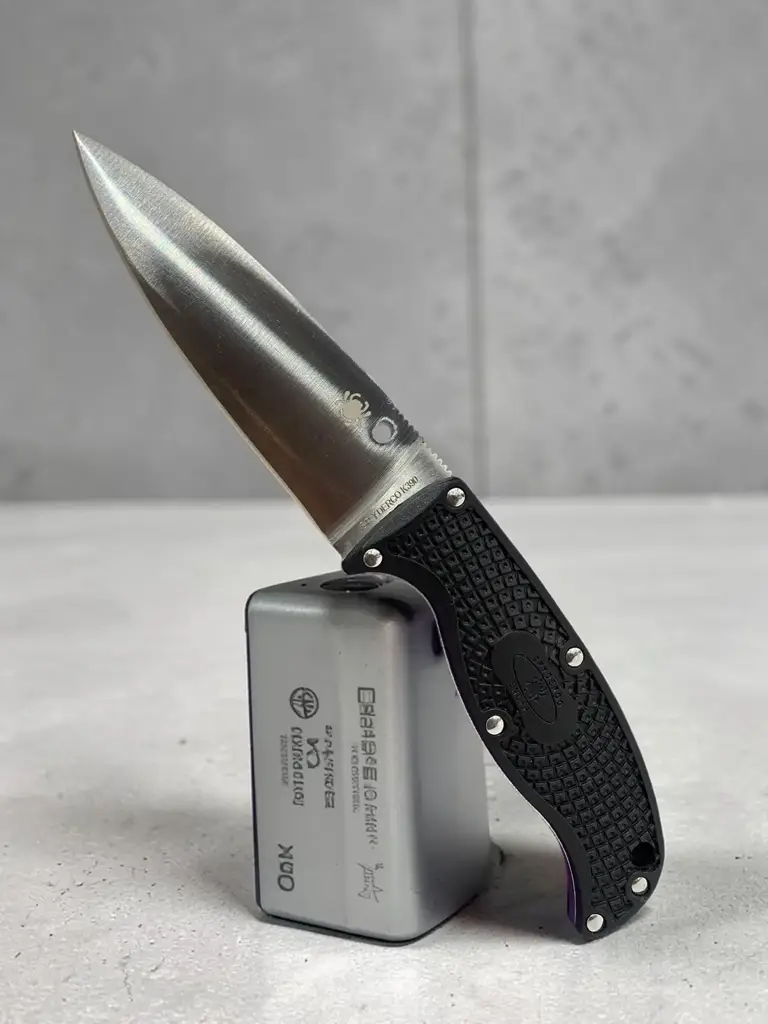 Spyderco Enuff 2 Fixed Blade Knife (Model Fb31pbl2k390)