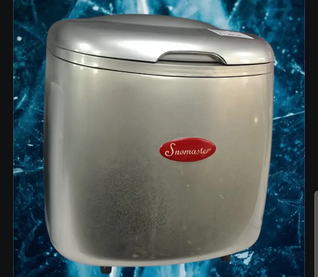 Snomaster Ice Making Machine