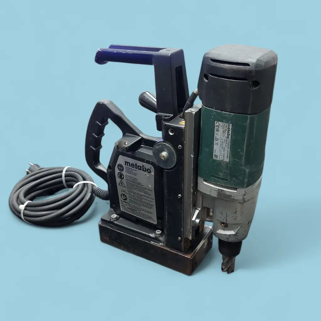 Metabo Mag 32 (Model 600635500) 1,000W Magnetic Core Drill - View 2