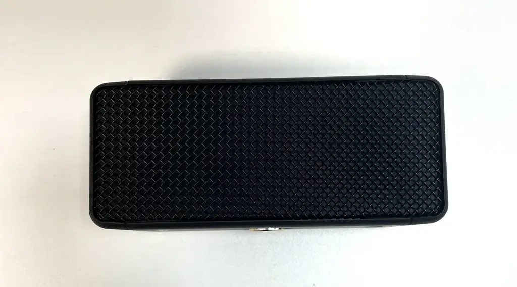 Stylus Av Bt1800 Portable Bluetooth Speaker - View 2