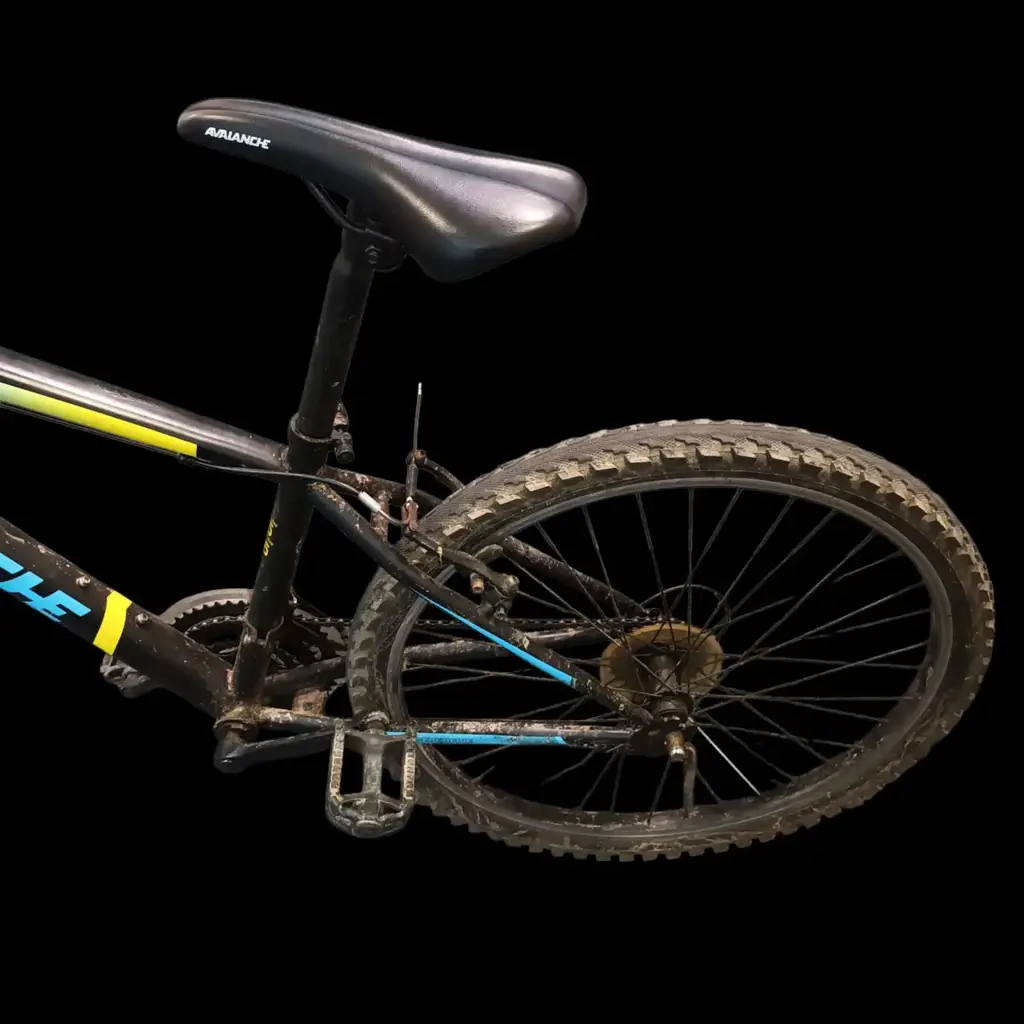 Avalanche 26" Mountain Bike (In-Store Collection) - View 3