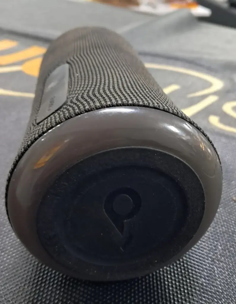 Soundcore Flair 2 Bluetooth Speaker - View 3