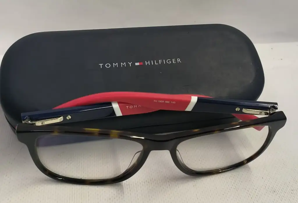 Tommy Hilfiger Th 1908 Eyeglasses - View 3