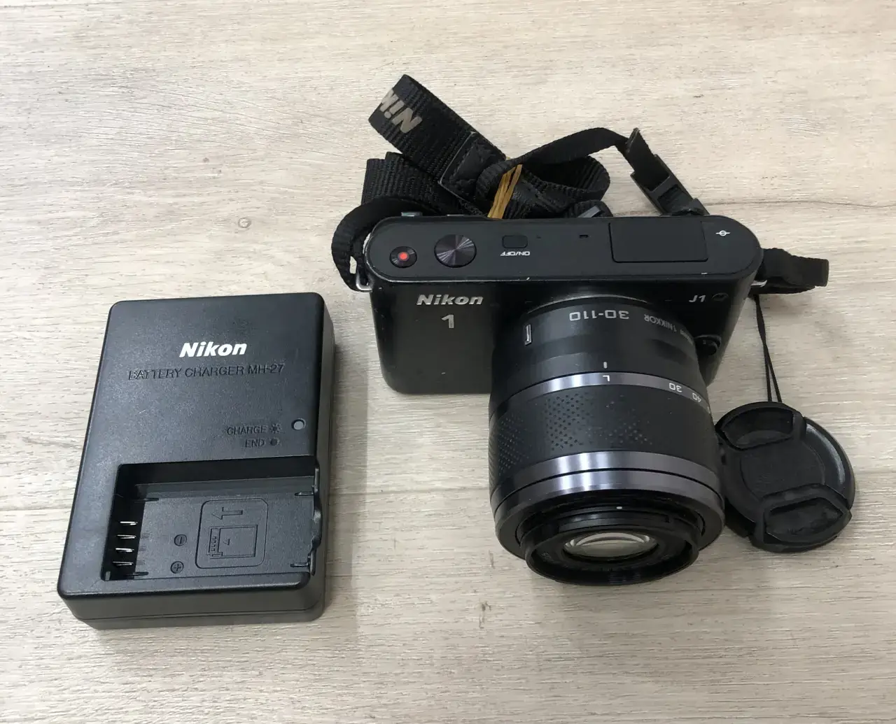 Nikon J1 Camera