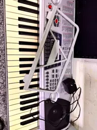 Angelet Xts-5888 54-Key Electronic Teaching Keyboard