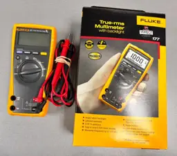 Fluke 177 True-Rms Digital Multimeter