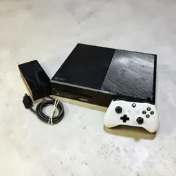 Xbox One 1540 Gaming Console