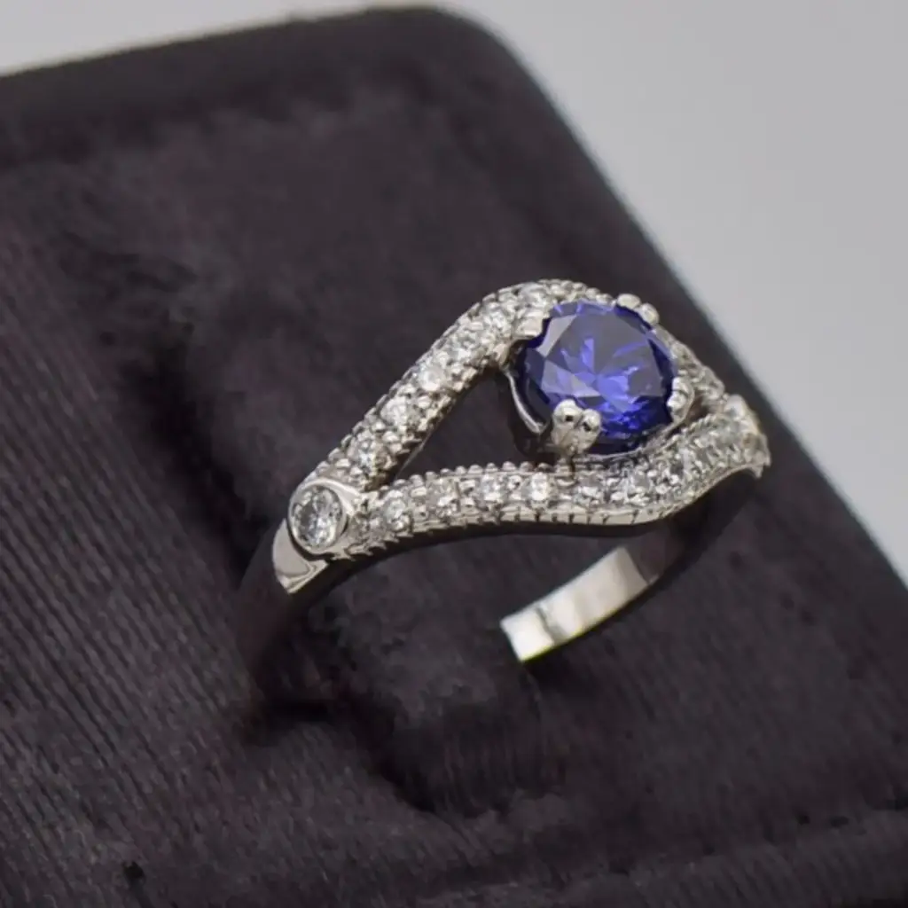 18ct White Gold Dress Ring - View 2