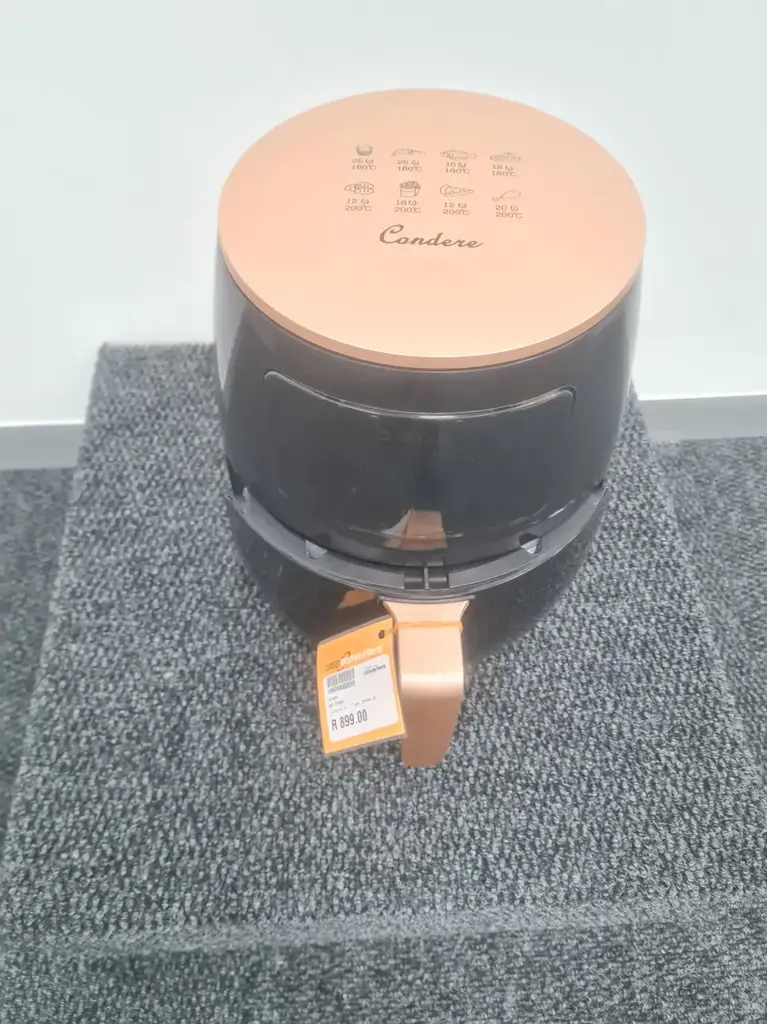 Condere Air Fryer 2400W 6L
