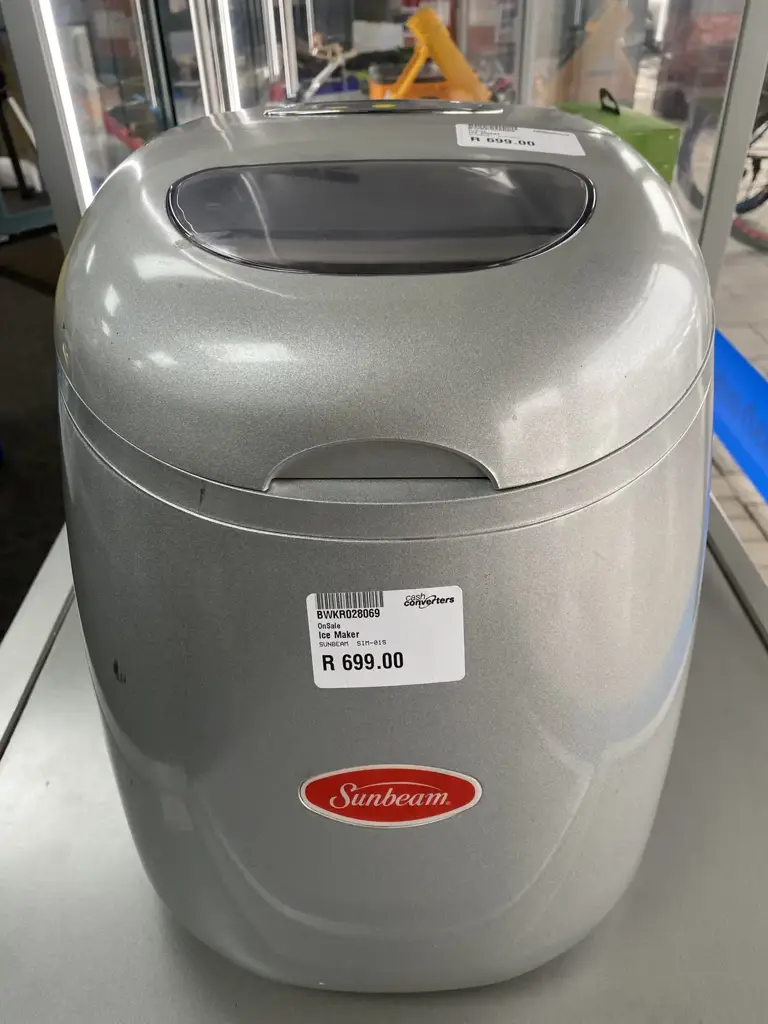 Icer Maker.