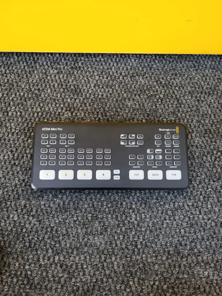 Blackmagic Design Atem Mini Pro Hdmi Live Stream Switcher / 4 Channel - View 2