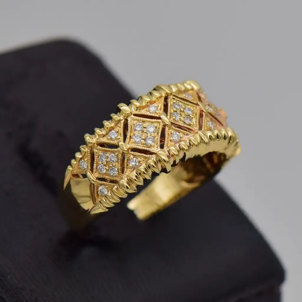 14ct Yellow Gold Filigree Band - View 2