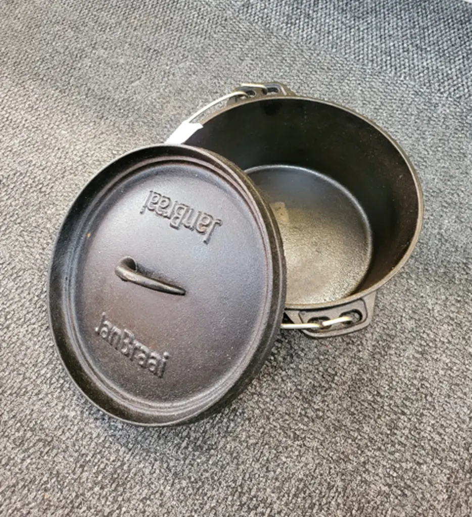 Janbraai Potjie Pot Flat Bottom - View 2