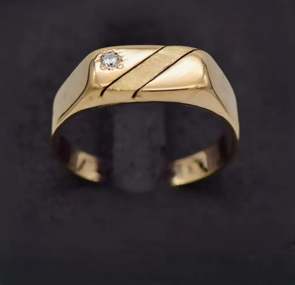 8ct Yellow Gold Men's Ring
