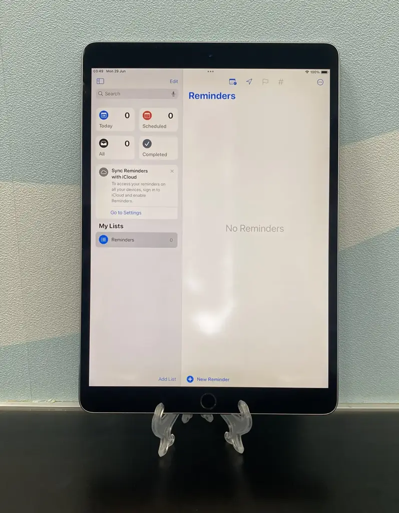 Apple Ipad Pro (10.5-Inch) - View 2