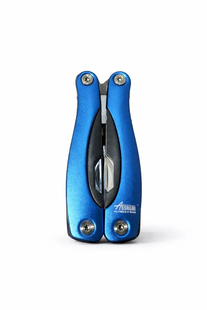Assagai Multi-Tool (With Pouch) - View 2