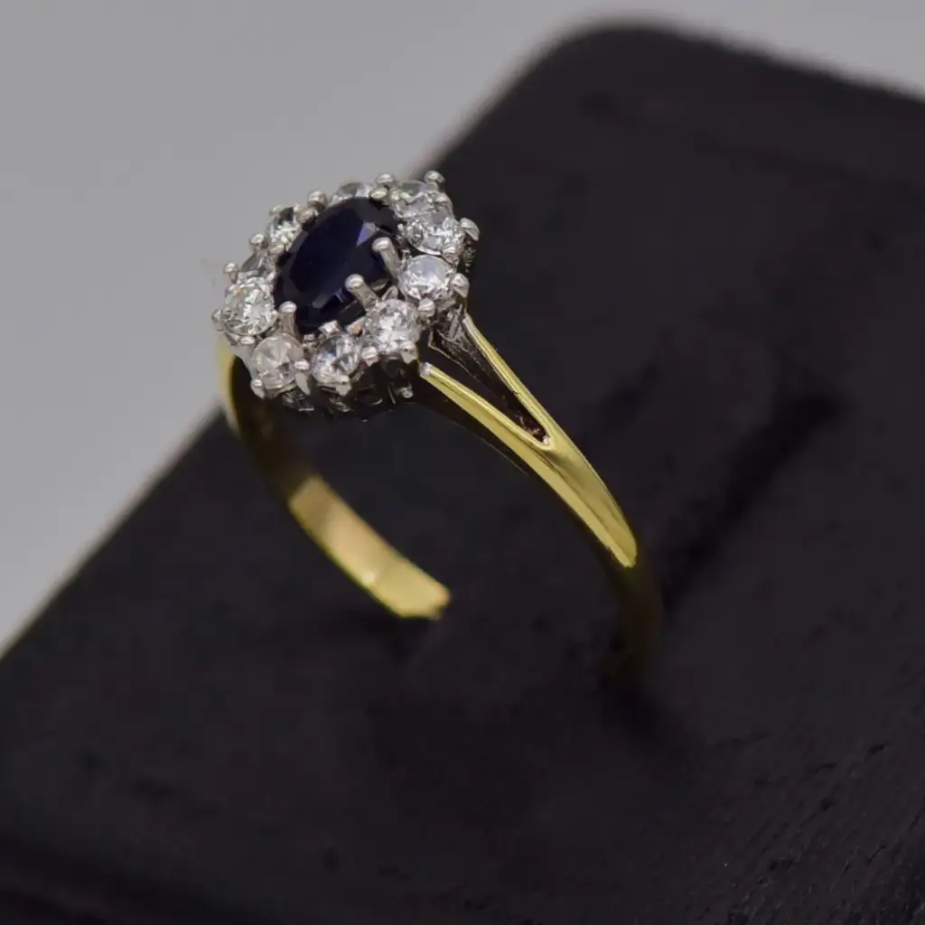 9ct Yellow Gold Dress Ring - View 3