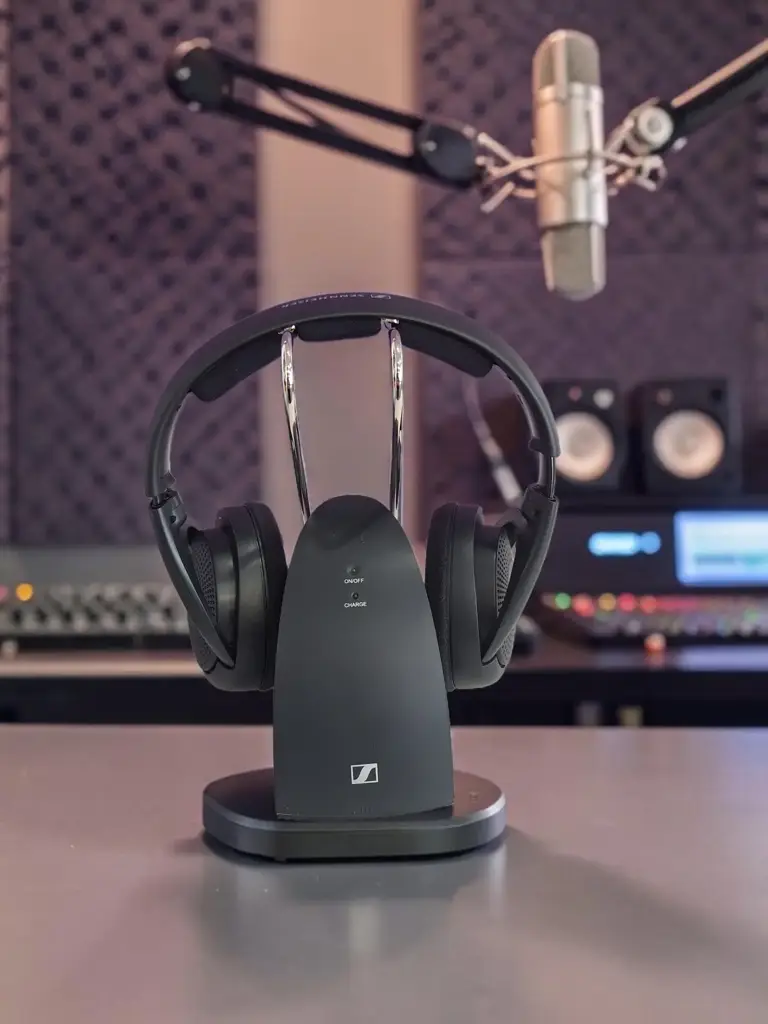 Sennheiser Rs 120-W Headphones - Cordless