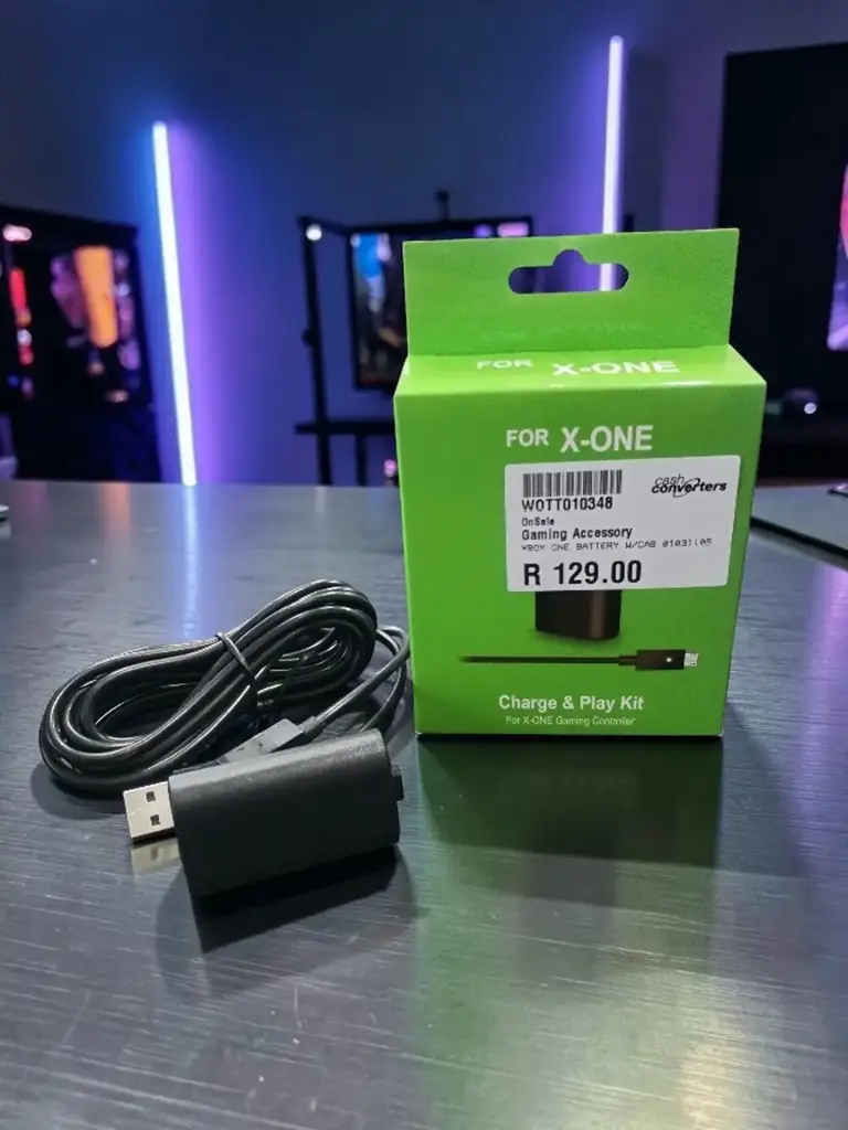 Xbox One Battery W/Cab 01031105