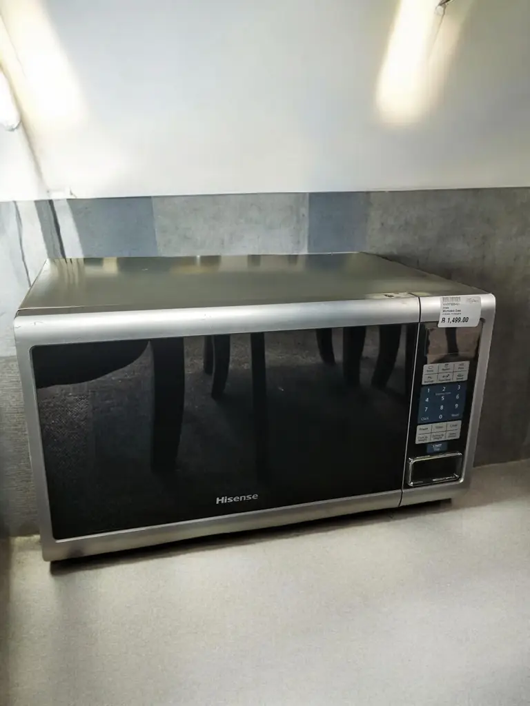 Hisense Microwave