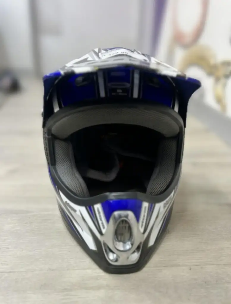 Kbc Storm Motocylce Helmet - View 2