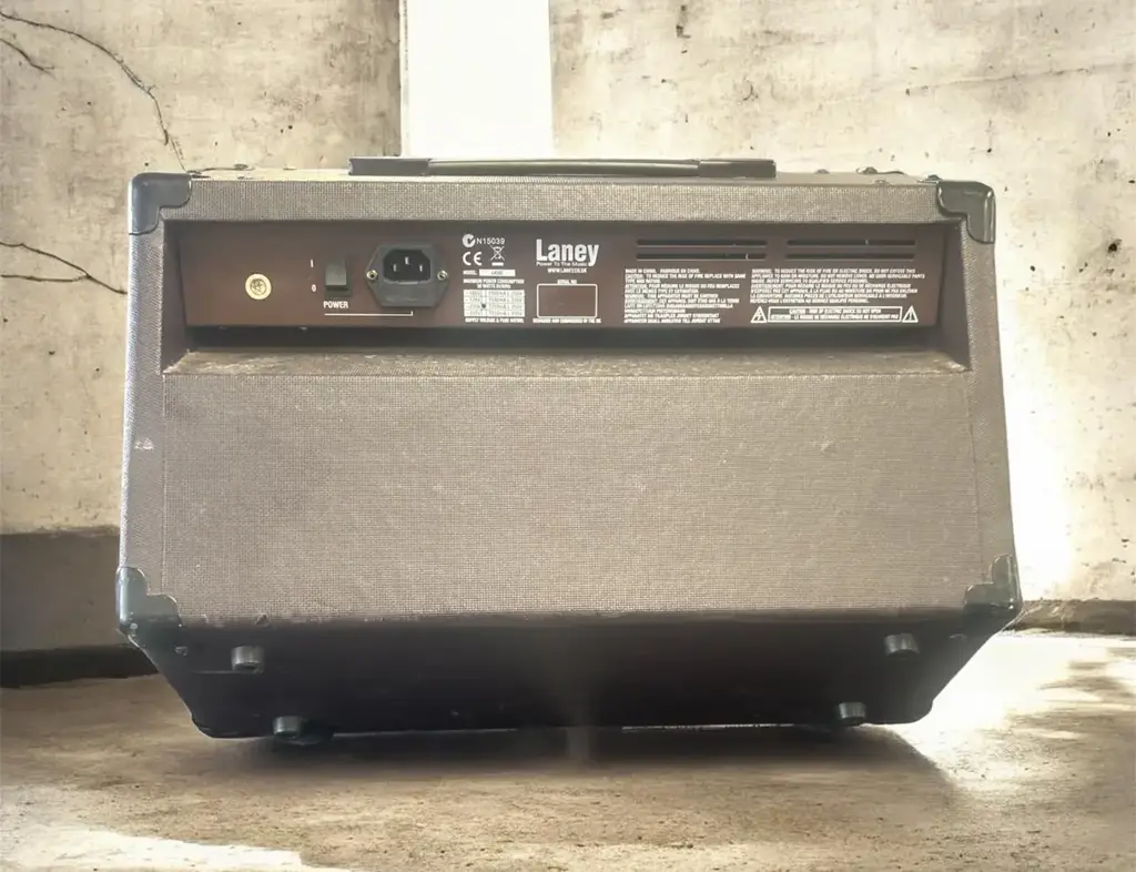 Laney La35c Guitar Amplifier - View 2