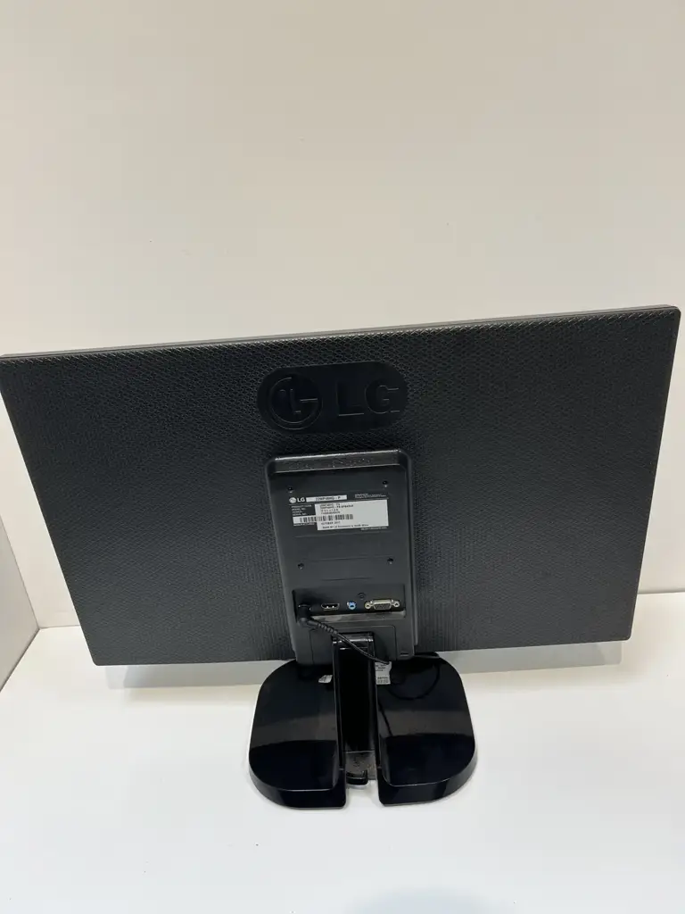 Lg 22Mp48hq 21.5" Led Monitor - View 3