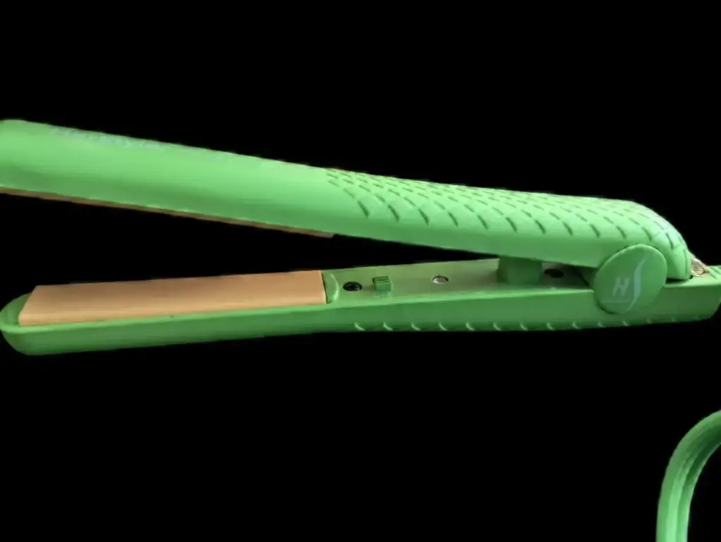 Colourful Seasons Herstyler Mini Hair Straightener - View 3